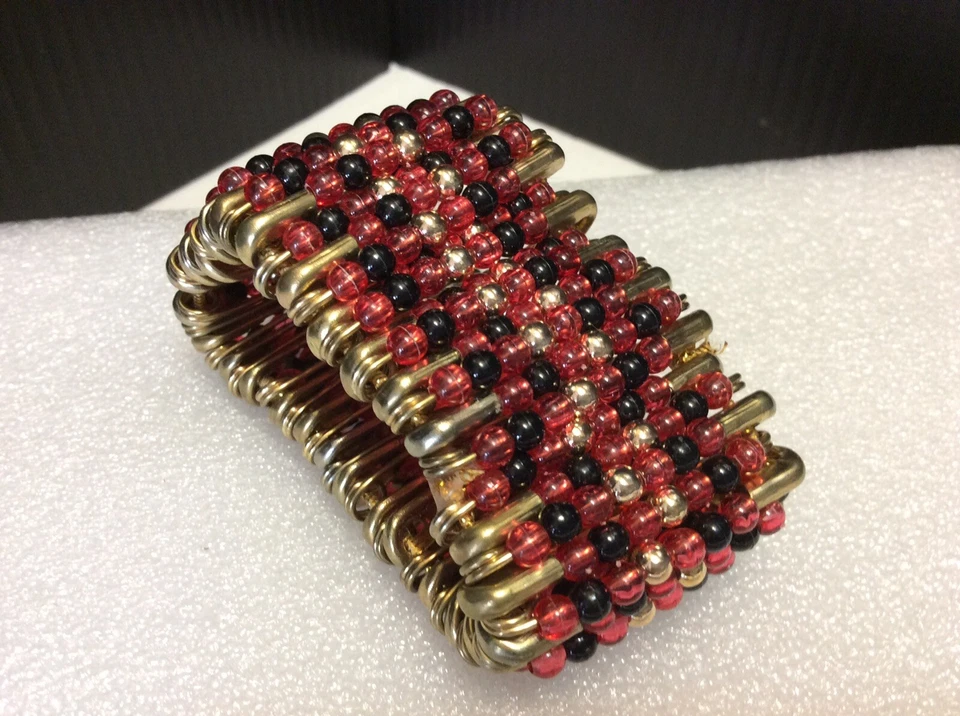 HECHO A MANO CAÍDA Tono Dorado Elastizado Seguridad Pin Pulsera Quemado Naranja Negro Dorado NUEVO Foto 2 de 3