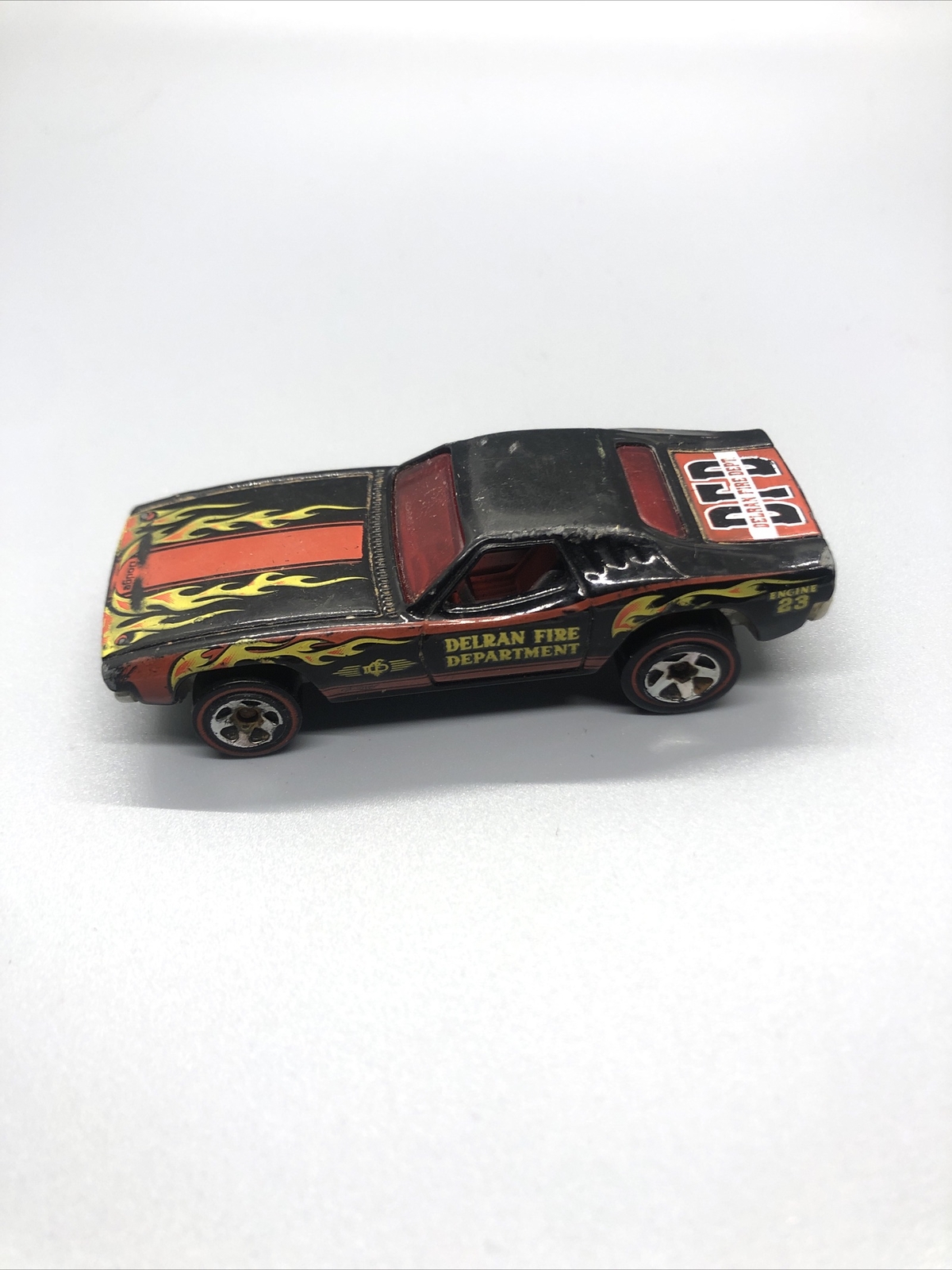 Picture 1 of 6