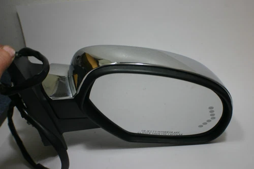 25775839 Passenger OEM mirror for 2007-2008 Silverado, Sierra.