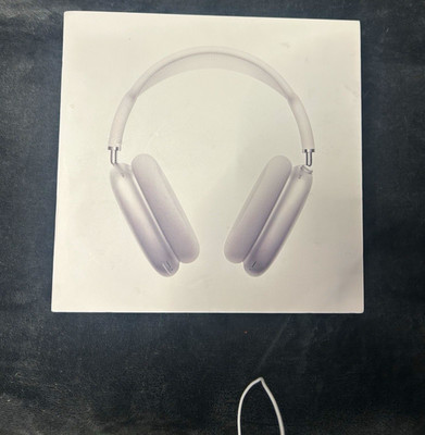 Apple AirPods Max Bluetooth Headphones w/ Smart Case, Slight Scuffs on Box