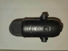 Blue Yeti Professional Multi-Pattern USB Condenser Microphone - Blackout