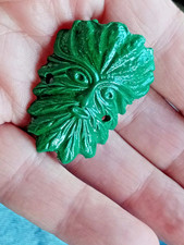 WALKING STICK BADGE THE GREEN MAN 4cm HIGH.