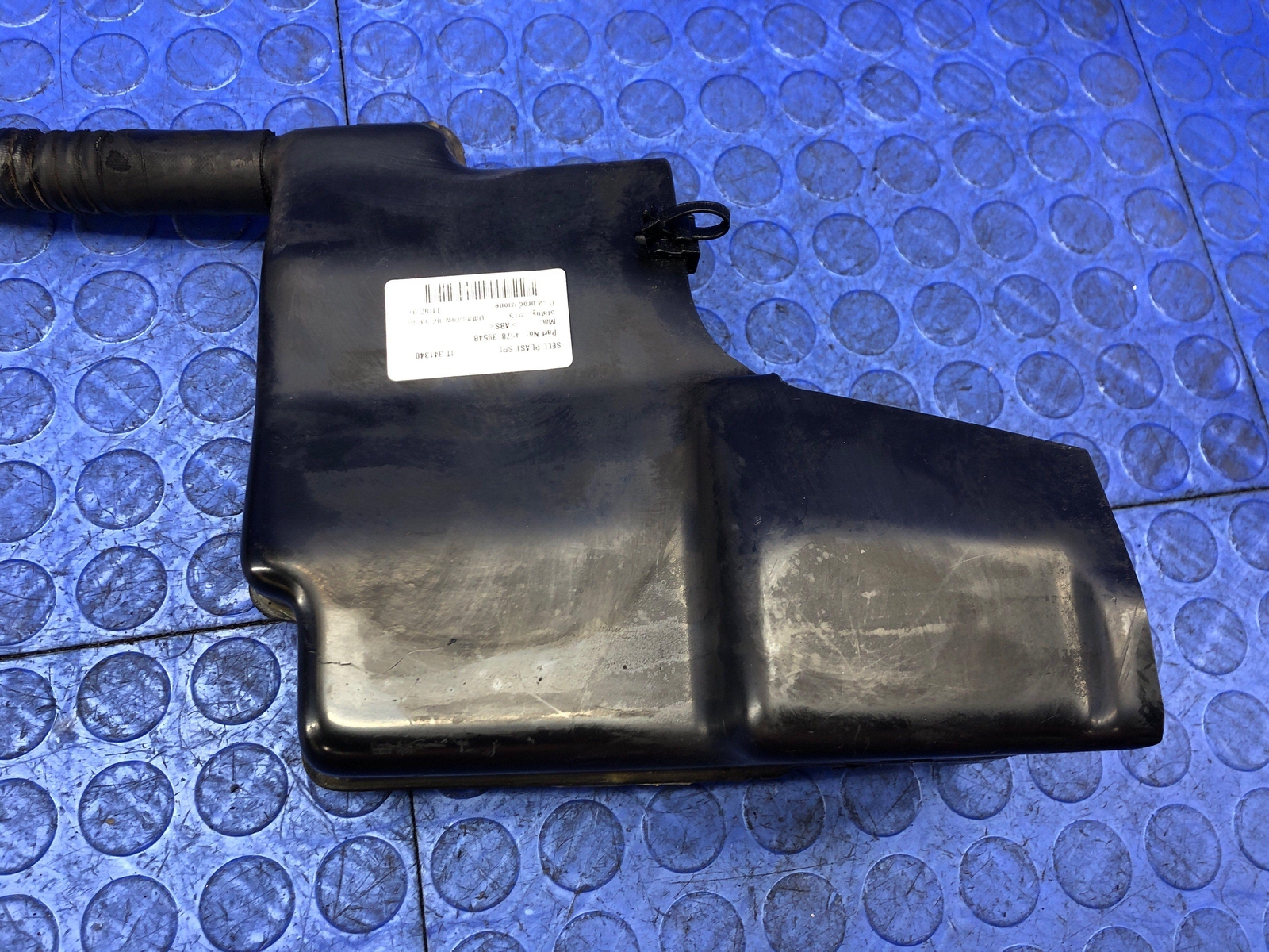 LAMBORGHINI GALLARDO OEM REAR RIGHT WATER DRIP TRAY BOTTLE 407813954