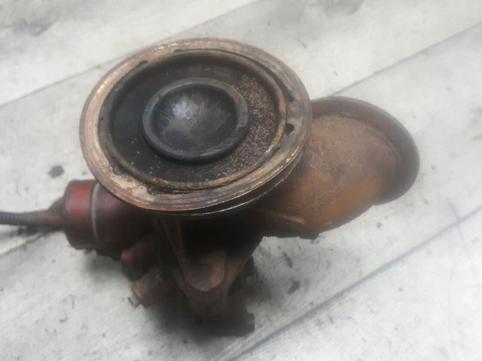 Picture 4 of 6