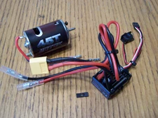 RC4WD Outcry III Waterproof ESC XT60 & 45T Brushed Motor Crawler Trail Finder 2