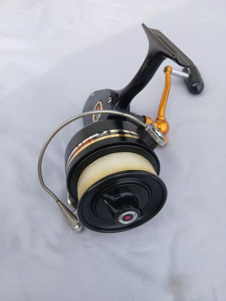 Carrete de pesca Penn Spinfisher 704Z giratorio de agua salada de colección Foto 2 de 4