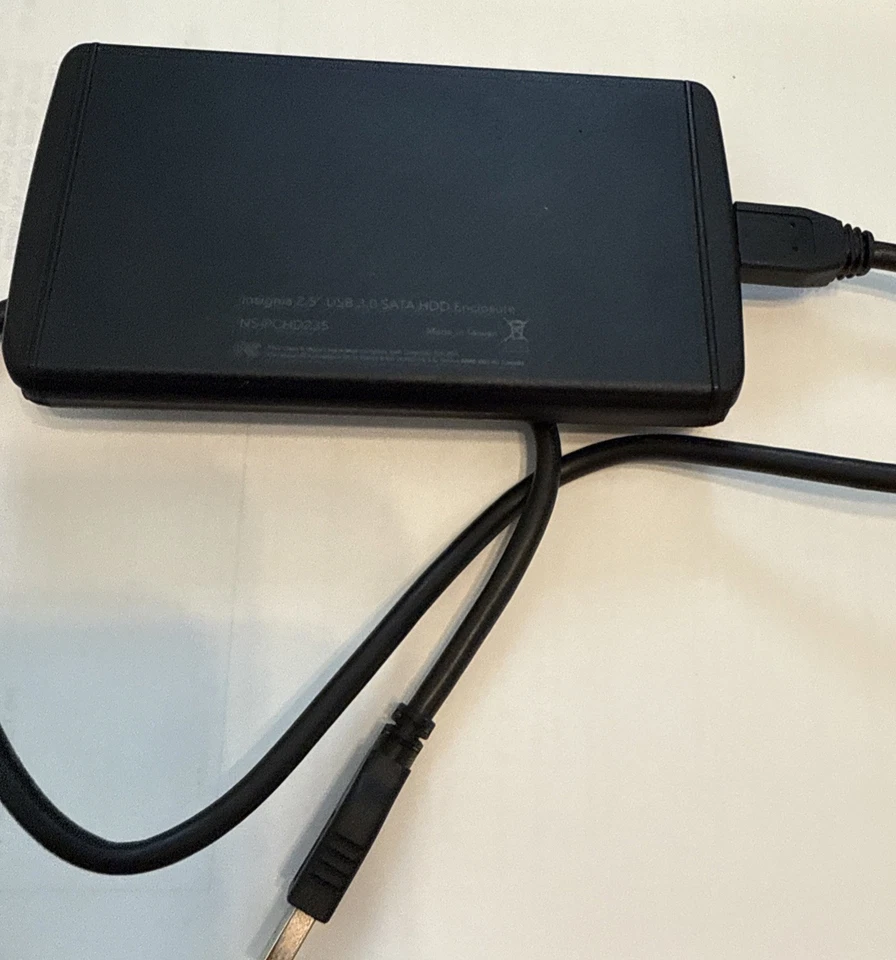 INSIGNIA USB 3.0 DESKTOP HARD DISK DRIVE ENCLOSURE NS-PCHD235 #102747-3 C - Image 2 of 2