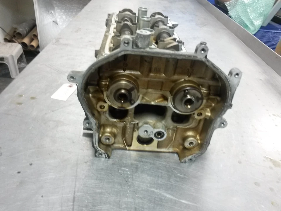 Culata derecha para 07-09 Nissan Titan 5.6 110401LU0A Foto 4 de 4