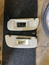 1994-2002 Dodge Ram 1500 2500 3500 Oem Lighted Sun Visors 1994-2002 Dodge Ram 1500 2500 3500 Oem Lighted Sun Visors