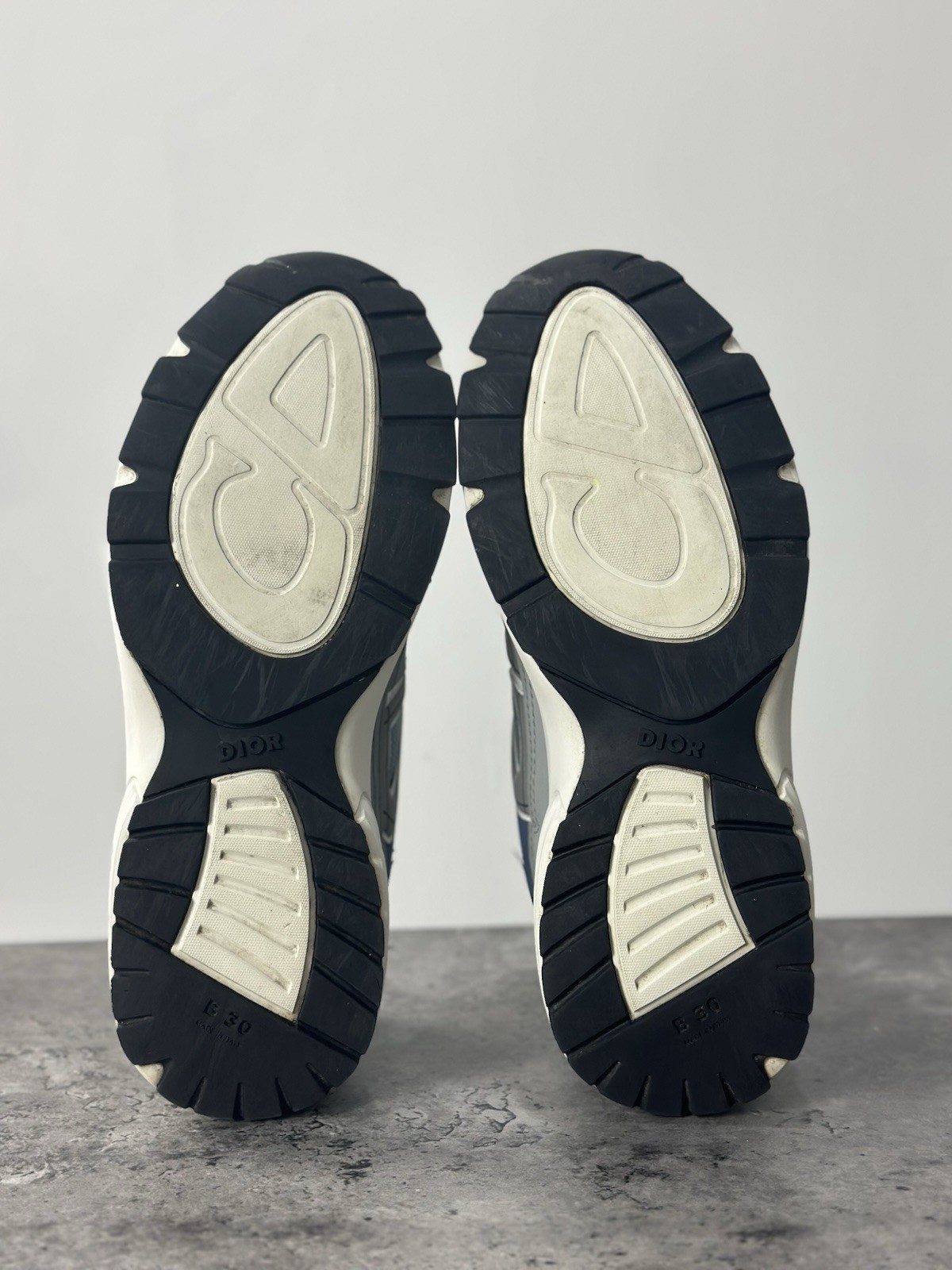 Dior B30  | Baby Blue | Size UK 9.5 EU 43.5 | Used image 9