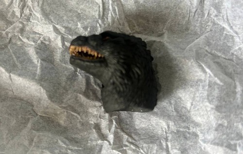 HIYA Toys Godzilla vs. King Ghidorah Godzilla Hokkaido Ver New Head Carving
