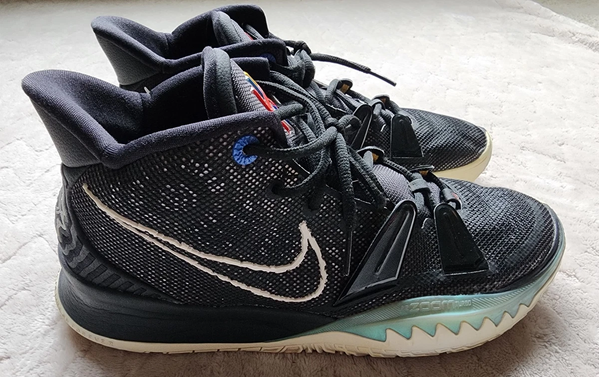 Nike Kyrie 7 \
