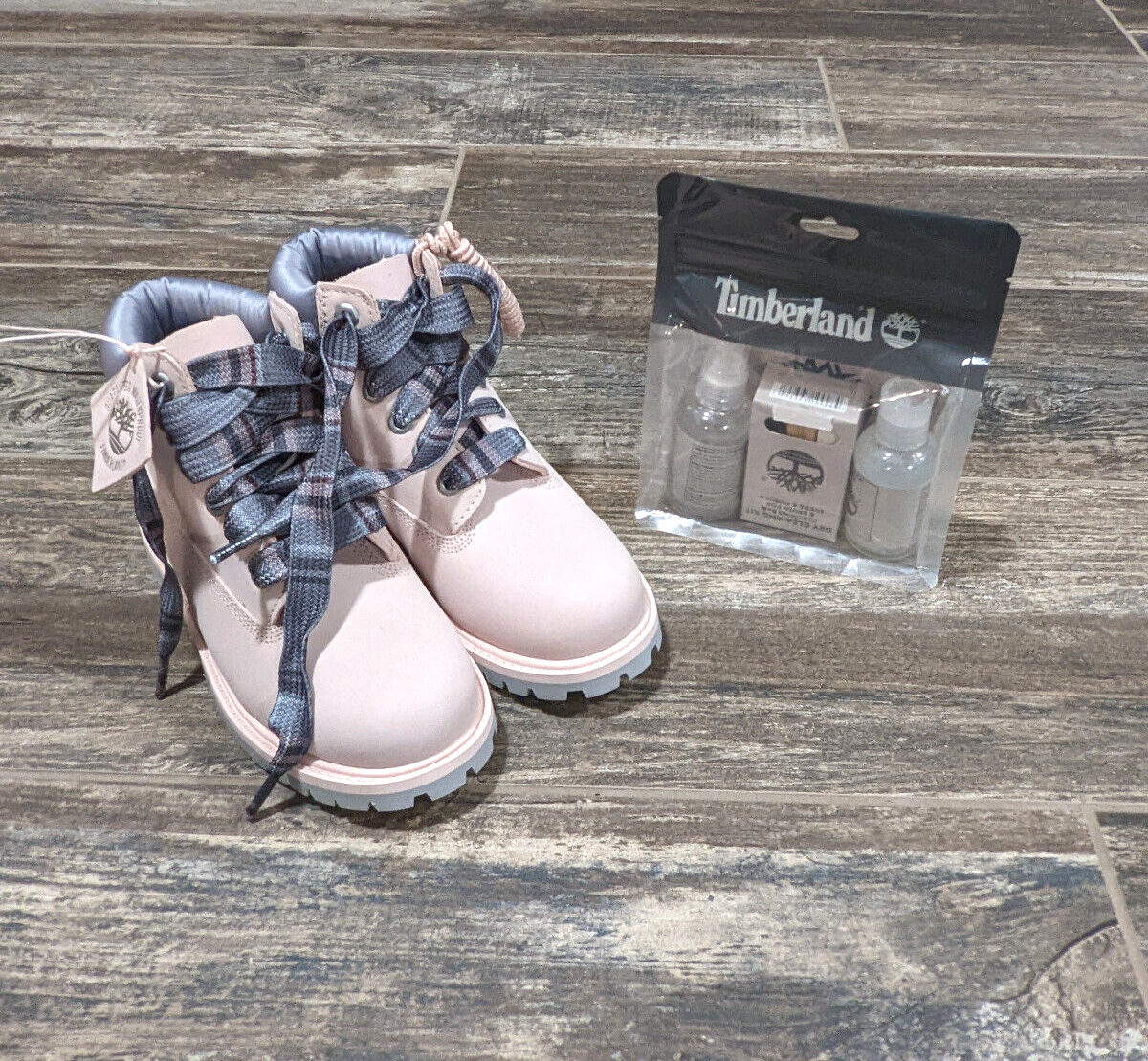 Timberland Premium in Waterproof Pink Nubuck Youth Boots Size