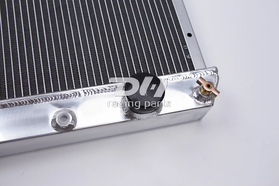 Radiador y ventilador de aluminio de 4 filas para camioneta Chevy C10 C 10 1963-1966 1964 1965 Foto 4 de 4