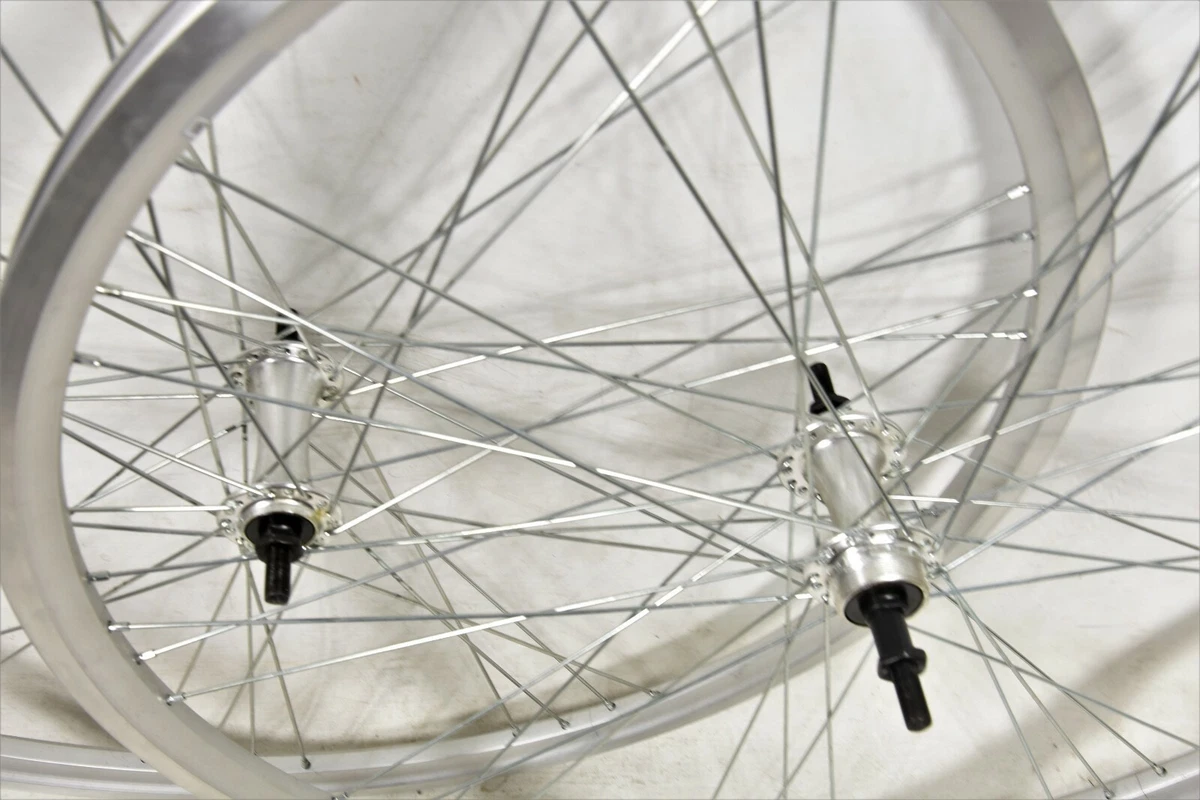 PAIR 700c WHEELS DEEP SECTION 9 x 4 SPOKE SILVER 622 x 19 130mm