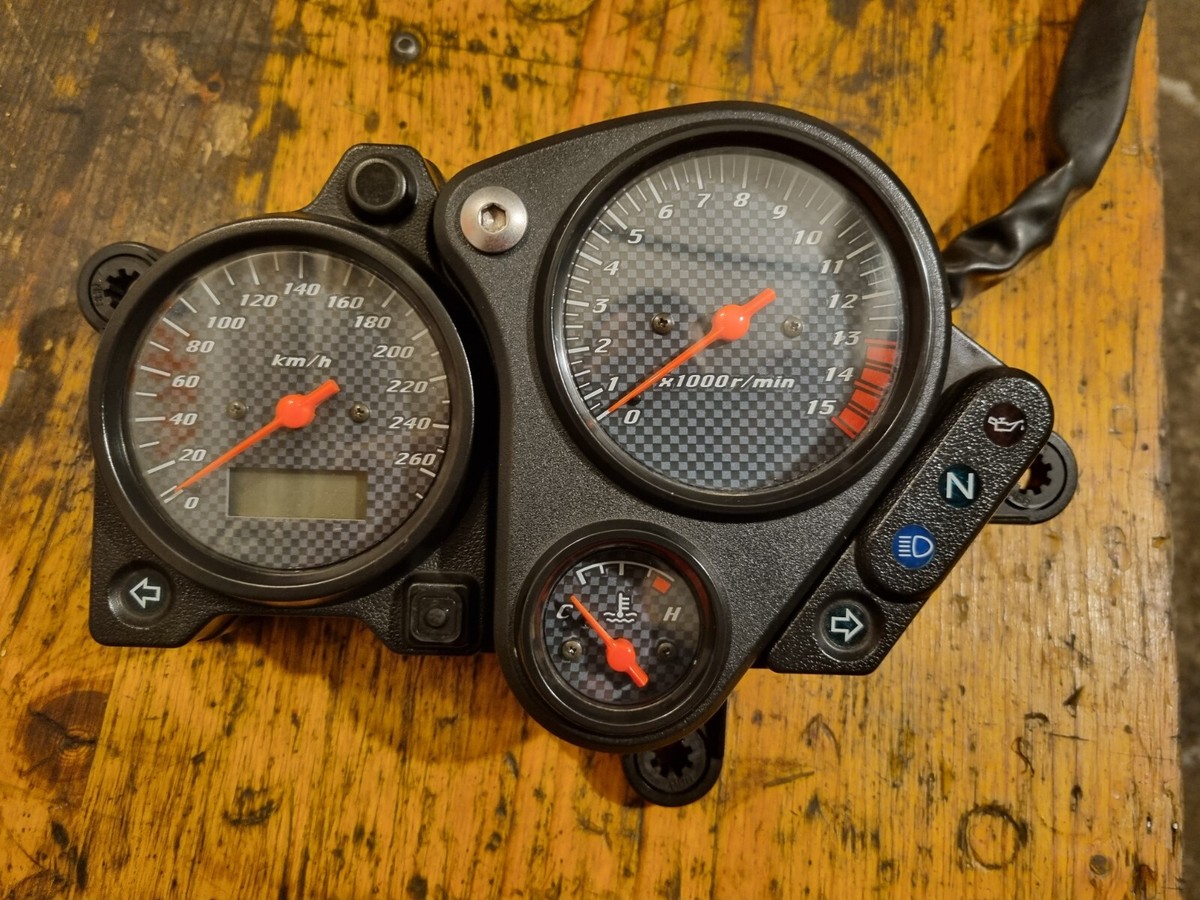 Honda hornet cb600 cb 600 instrument cluster dash speedometer