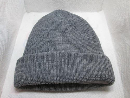 AMERICAN EAGLE OUTFITTERS GRAY BEANIE 