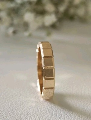 $2,300 Chopard 18kt Gold Ice Cube Ring