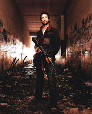 NOAH WYLE signed autograph 20x25cm FALLING SKIES in person autograph ACOA