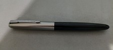 PARKER 21 VINTAGE FOUNTAIN PEN ,CONVERTER BLACK/SILVER TONE.