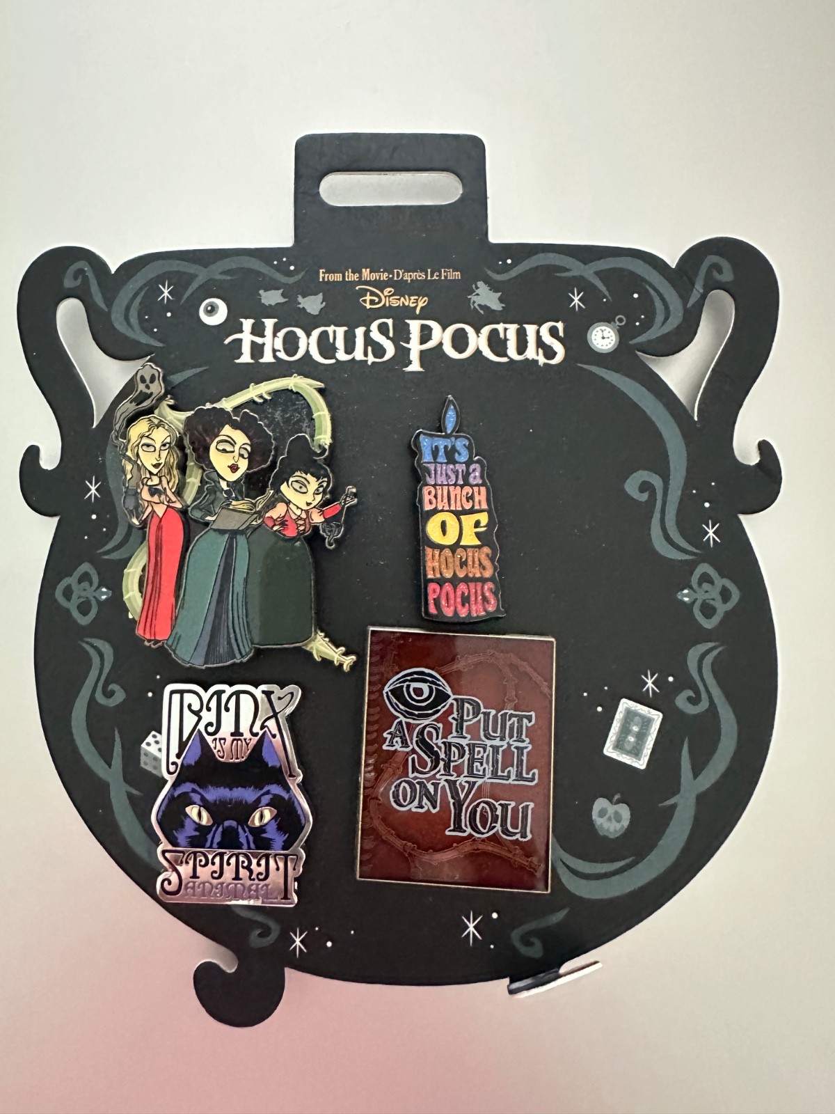 Disney Hocus Pocus Pin Set (4)