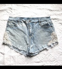 Mossimo High Rise Booty Shorts Light Wash women s Size 12/33 Faded Distressed