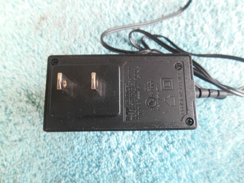 CenturyLink C1100Z ZyXel Wireless WiFi Modem Router UNTESTED SOLD AS-IS AS FOUND - Picture 11 of 11