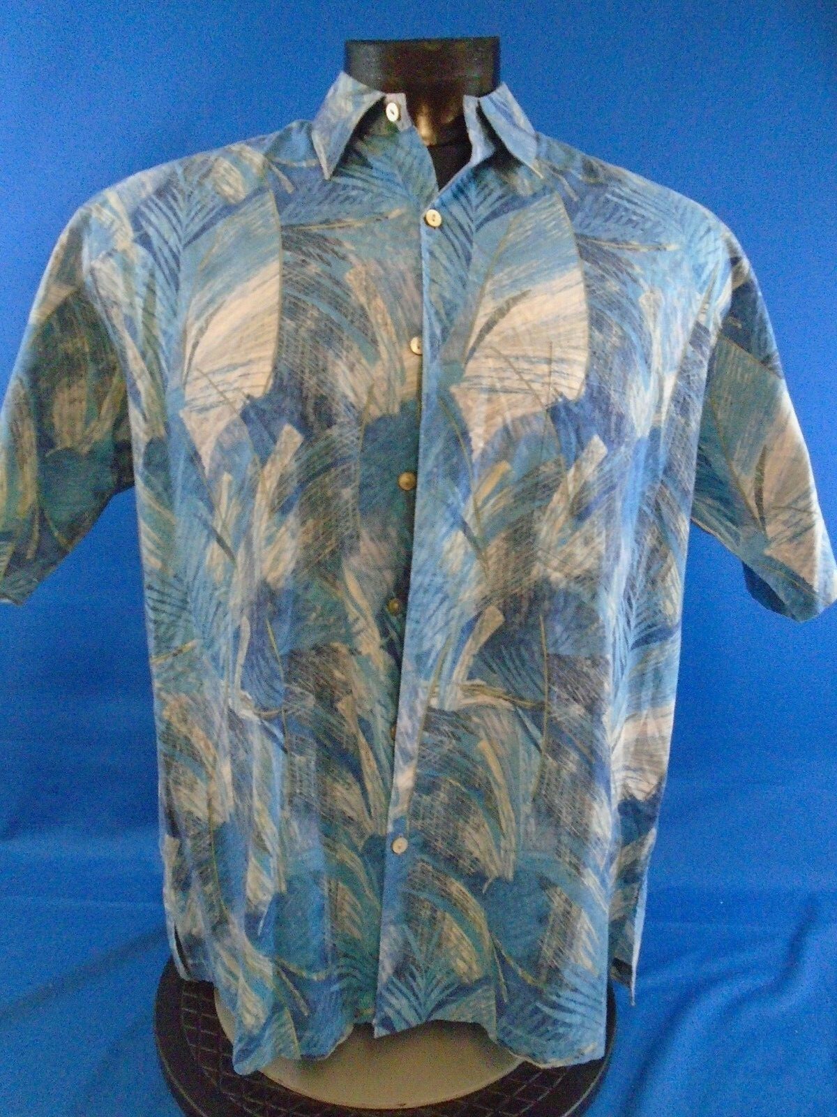 Sheer Short Sleeve Crew Palm Toile