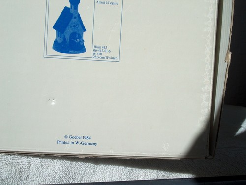 HUMMEL CHAPEL CLOCK #442 - THE LOVE LIVES ON DATED 1984 - Picture 10 of 12