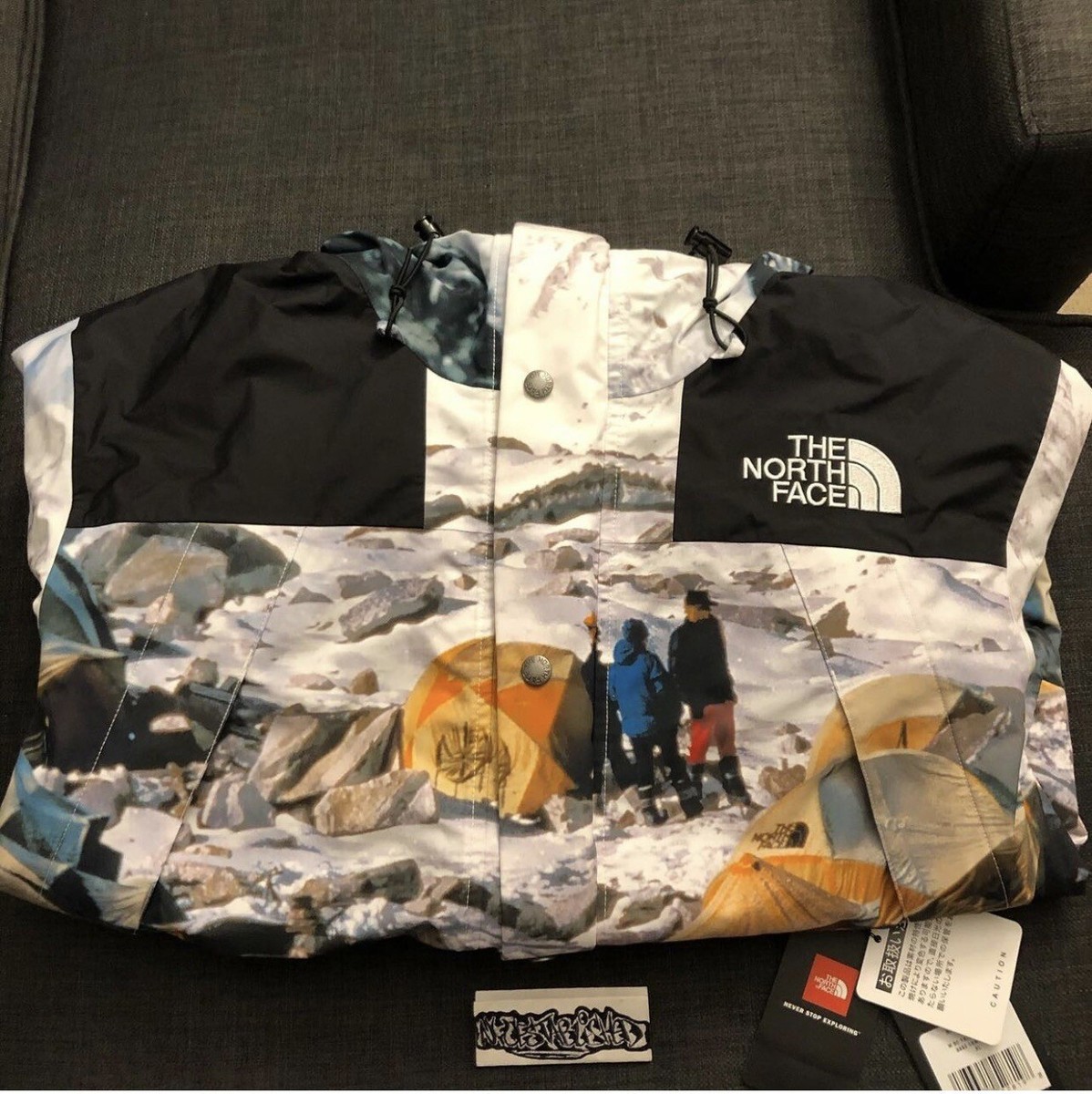 NORTH FACE INVINCIBLE ジャケット M(アジアサイズＬ) The North Face x Invincible the Expedition Series Nuptse
