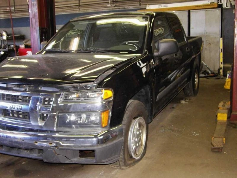 04-12 GMC Canyon vidrio trasero privacidad fija Chevrolet Colorado Foto 3 de 4