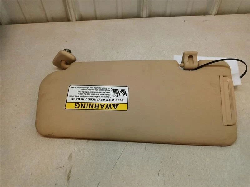 Parasol para pasajeros Kia Sedona 2008 vinilo beige sin iluminación OEM usado  Foto 3 de 4