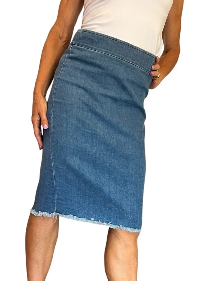 FALDA LÁPIZ ELÁSTICA AVENUE MONTAIGNE AZUL DENIM PULL ON DOBLADILLO DESHILACHADO F1236 2 Foto 3 de 4