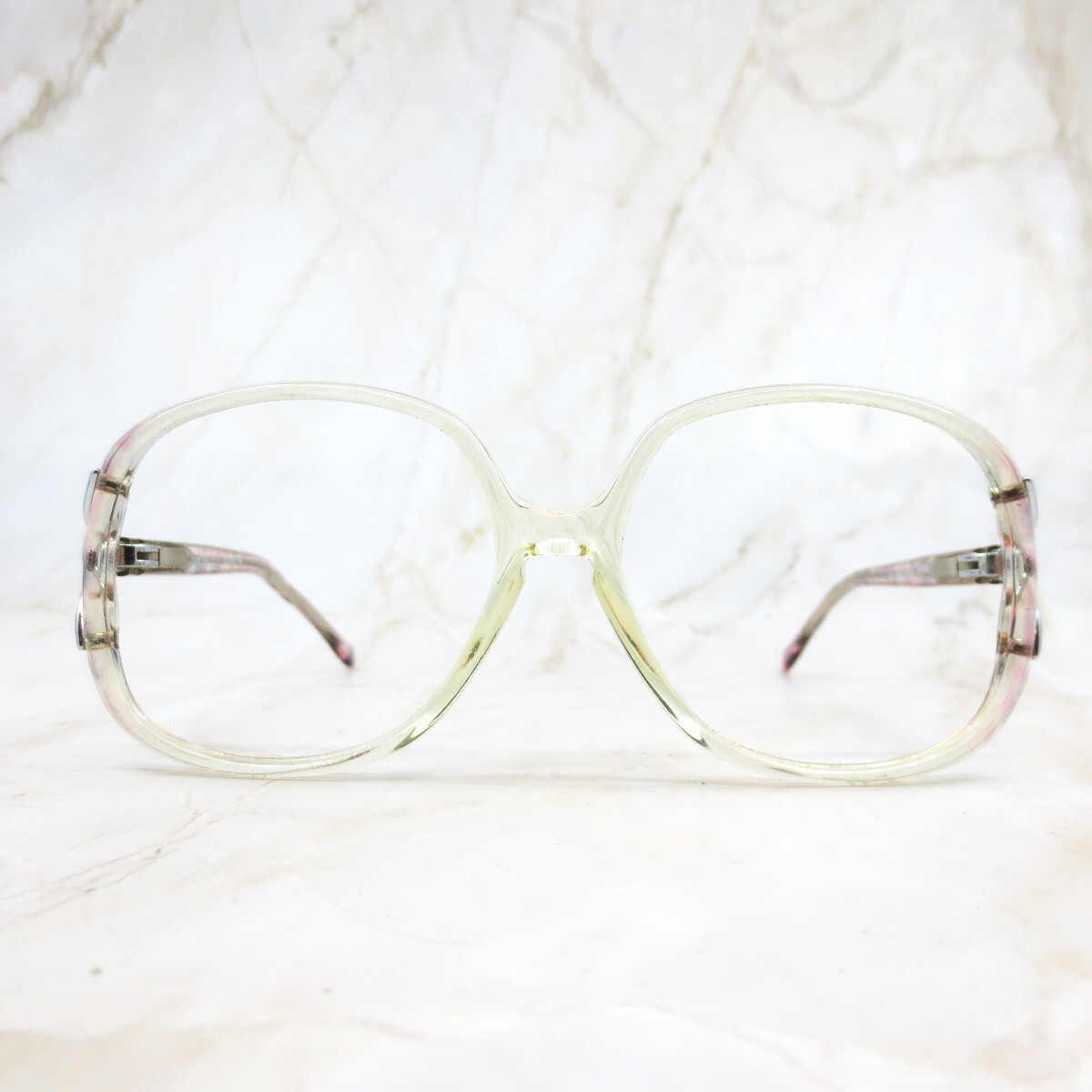 Vintage Luxottica Deanna Eyeglasses Frame Women display picture 3