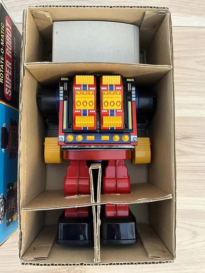 1960s Horikawa Rotate-O-Matic Super Robot, 12" Tin Battery Toy - Image 2 of 4