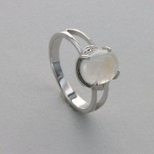 Oval Rainbow MOONSTONE Ring - Multiple Sizes - 925 STERLING SILVER Rhodium 103e