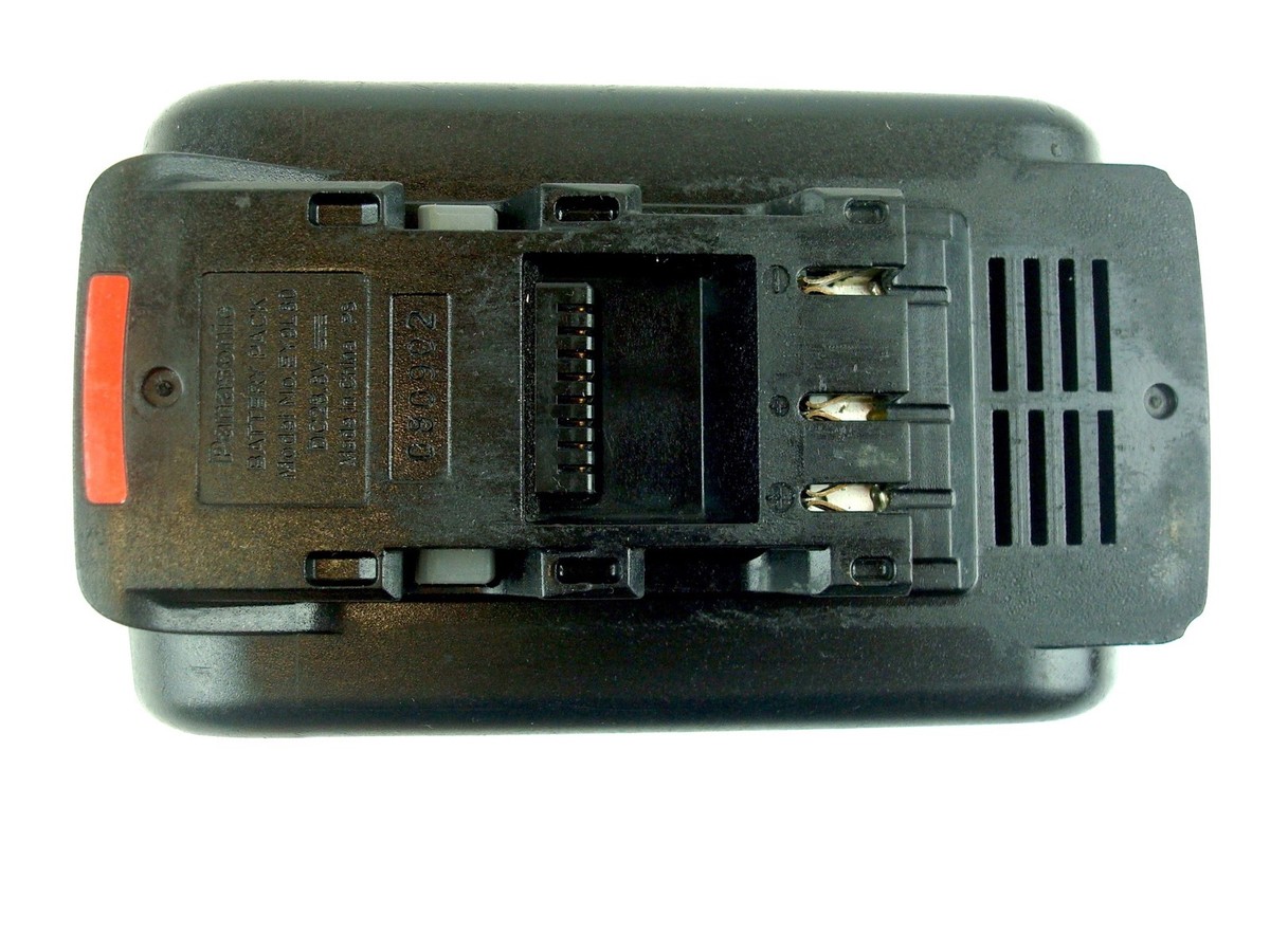 Panasonic Genuine 28.8v EY9L80 Battery Ey7880 Hammer for