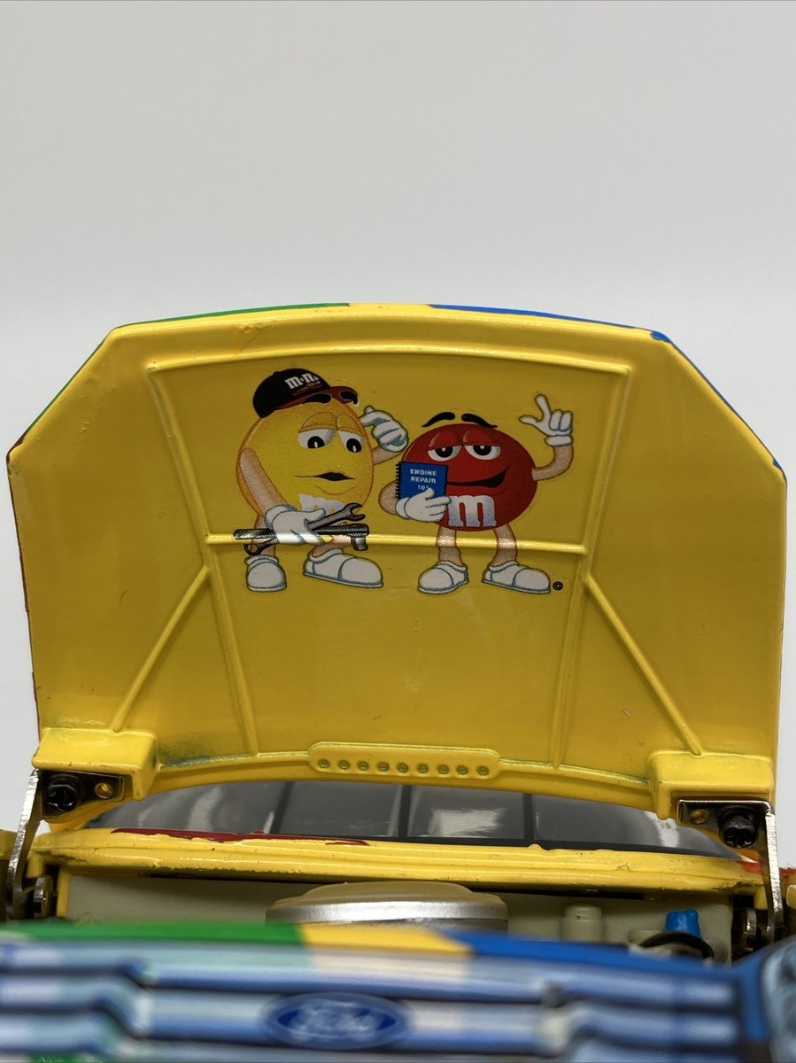 Action Elliott Sadler #38 M&M's 2006 Ford Fusion 1/24 | eBay