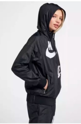 nike windrunner 2018