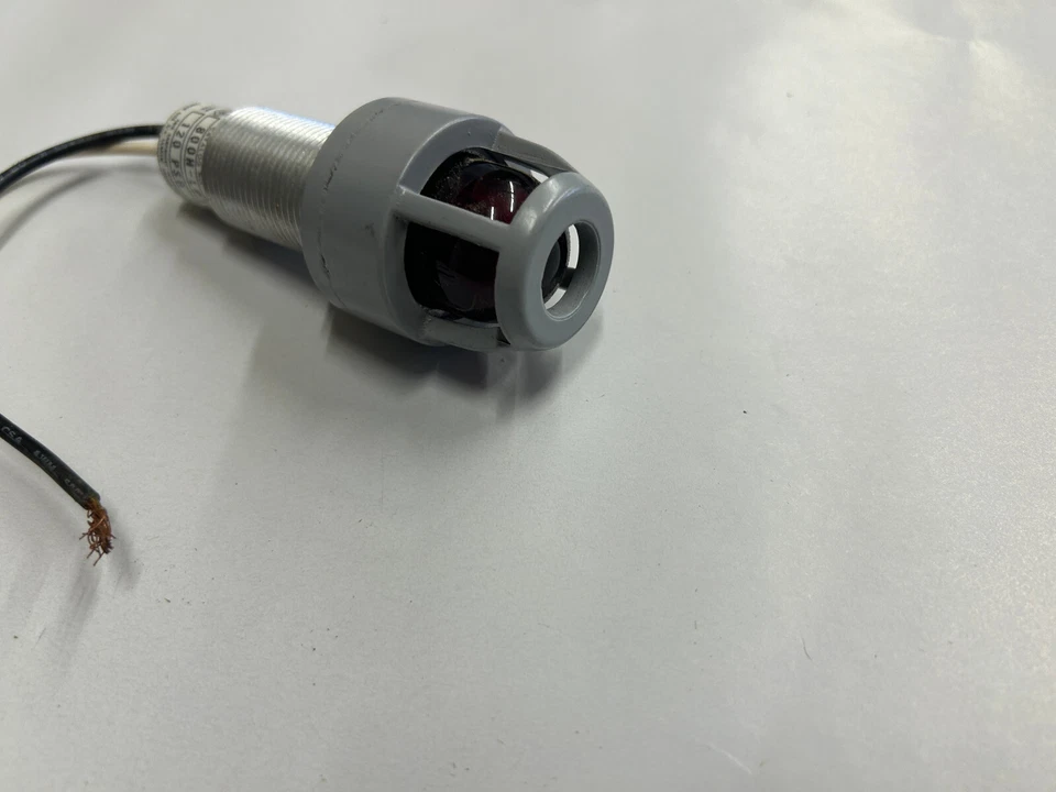 ALLEN BRADLEY 800H-LP10 HEAVY DUTY RED PILOT LIGHT.  USED - Image 4 of 4