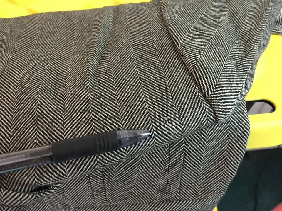 Traje de mujer Banana Republic 2 piezas 12 falda pequeña talla 6 gris espiga Foto 3 de 4