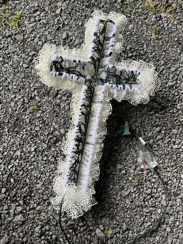 Vintage 20 Inch Holiday Cross Light Up Christmas Wall Hanging Decor Works - Picture 7 of 14