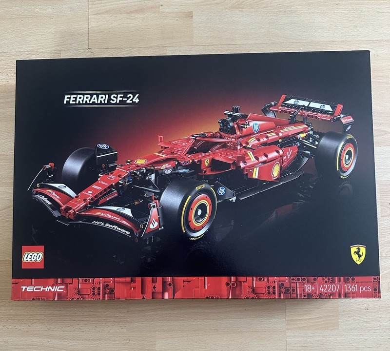 LEGO Technic Ferrari SF-24 F1 Car 42207 - Brand New In Sealed Box