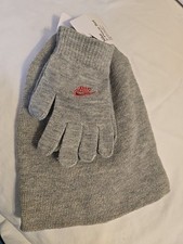 NEW Nike 2 Piece Youth Girls Beanie/Gloves Set Dark Heather Gray Pink