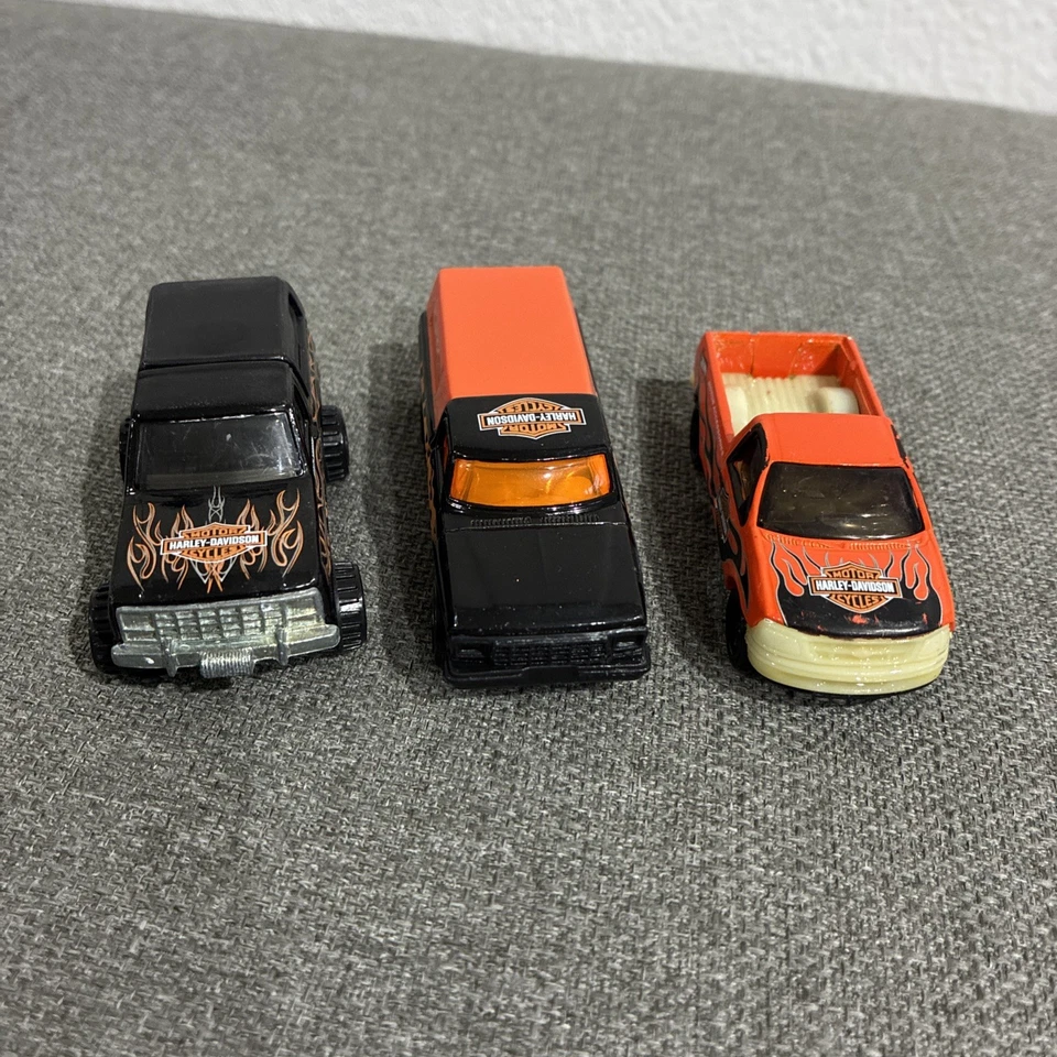 Hot Wheels Harley Davidson Trucks Set of 3 1:64 - Image 3 of 4