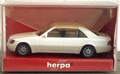  Herpa 2094 1:87/H0 Mercedes-Benz S-Klasse - weiß/beige (GC21-4R4/6/3)