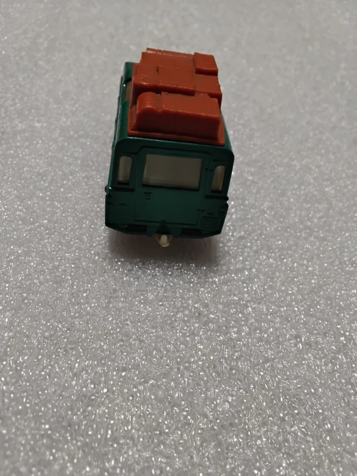 Vintage Lesney Matchbox Series No.12 Land Rover Safari Green White Interior - Image 3 of 4
