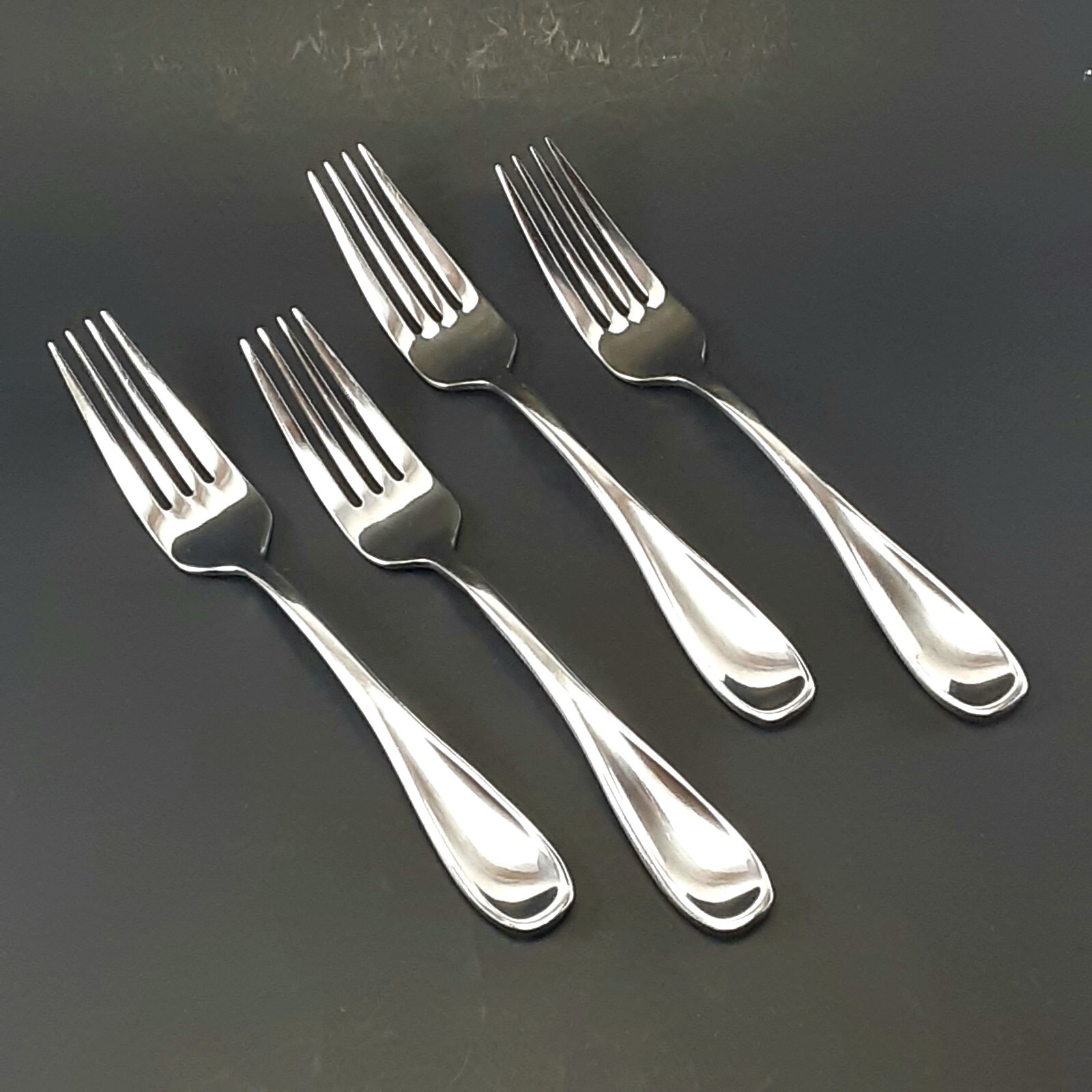 Oneida "Voss" Dinner Forks 8 in. Stainless Steel Glossy Set of 4 eBay