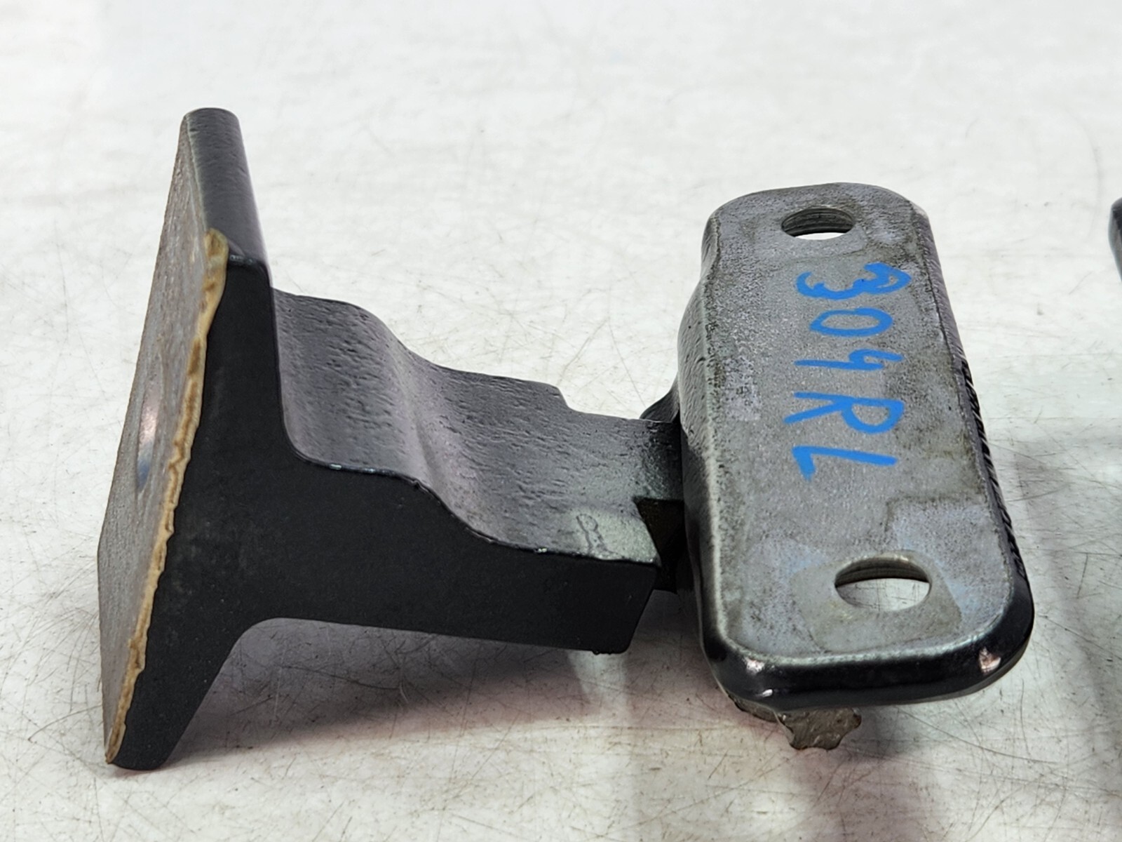 ✅ 2010-2014 OEM Rolls Royce Ghost RR4 Rear Left Driver Side Door Hinge Gray SET