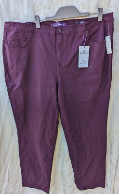 Gloria Vanderbilt Amanda Fit Maroon Denim Jeans Size 14W 20W 22W 24W NWT